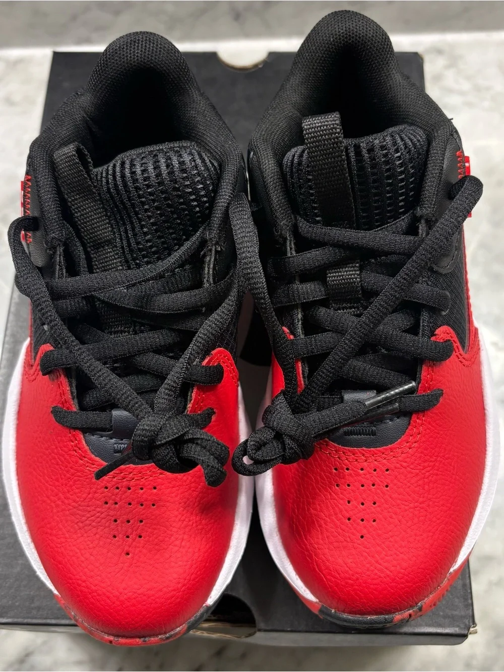 Under Armour UA Lockdown 7 Youth little Kid Basketball Shoe Black Red 11 12 13
